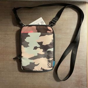 Lululemon Easy access crossbody